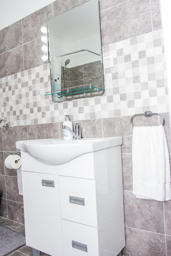 Feher Akac Guest House Palić Εξωτερικό φωτογραφία