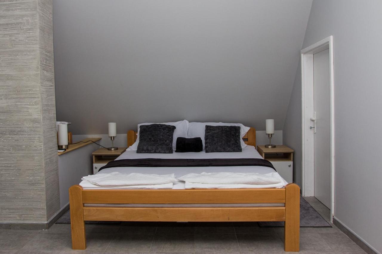 Feher Akac Guest House Palić Εξωτερικό φωτογραφία