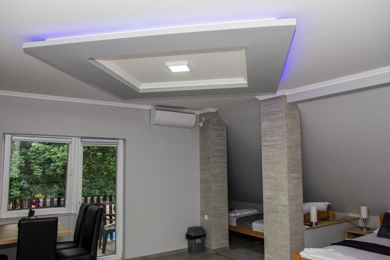 Feher Akac Guest House Palić Εξωτερικό φωτογραφία
